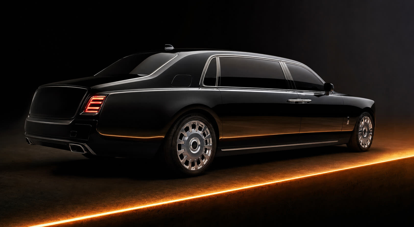 V Black luxury chauffeur saloon